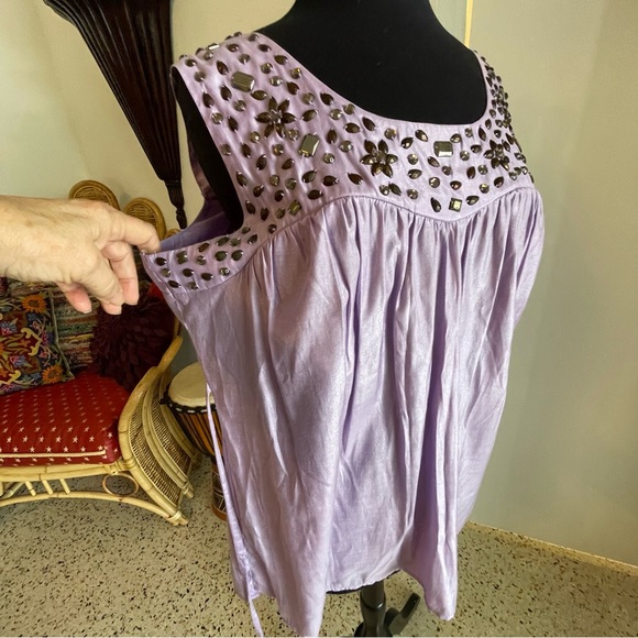 Sam & Max Designer Sleeveless Embellished Woven Top! Lilac! Great condition  XL - Picture 7 of 10